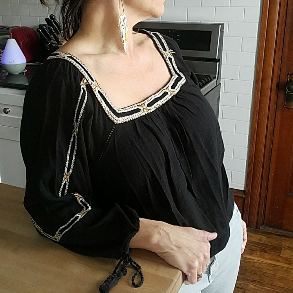 like new American Eagle gauze boho top